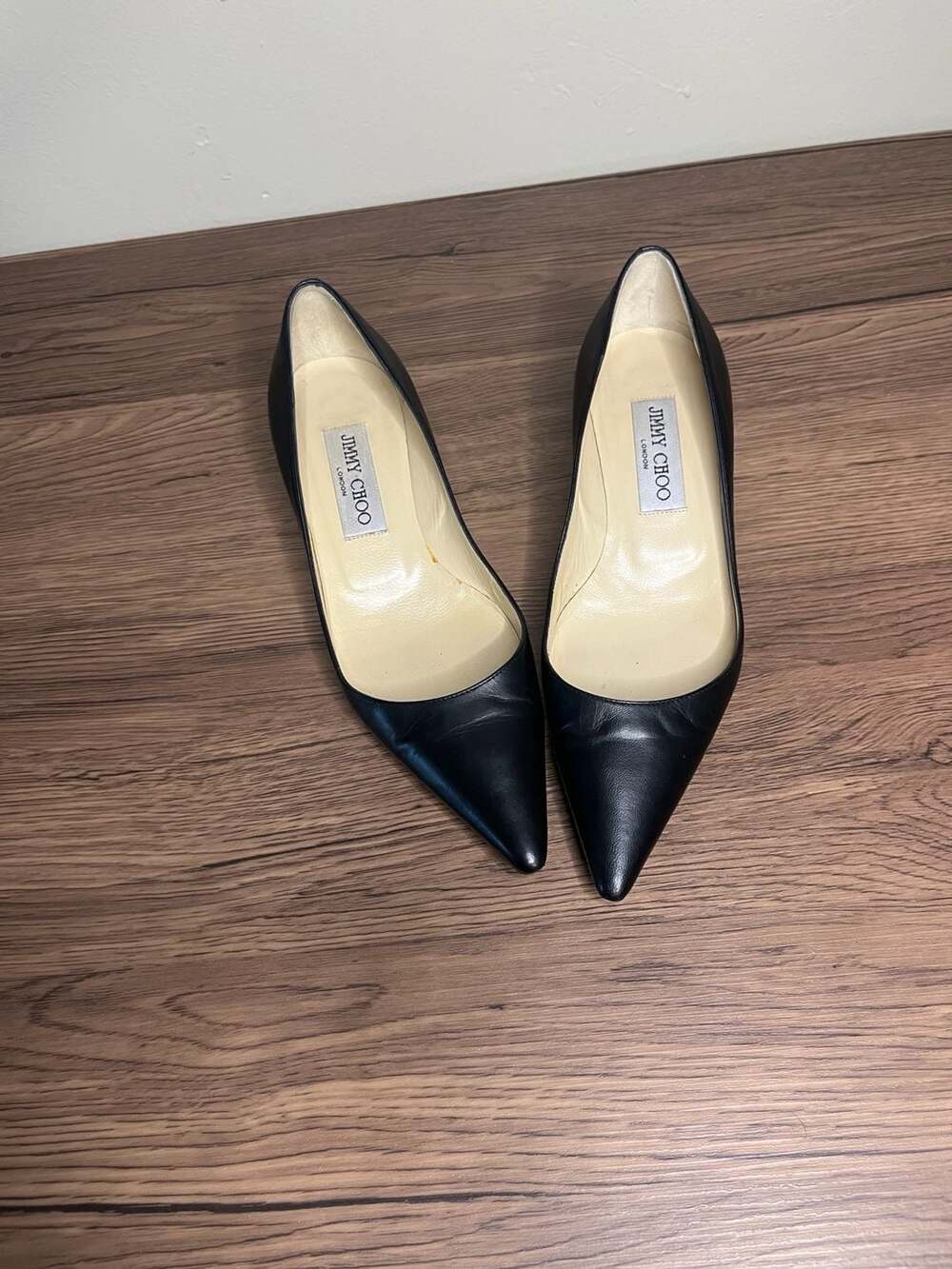 Jimmy Choo Black Leather Pointed Toe Kitten Heel Pumps Size 35